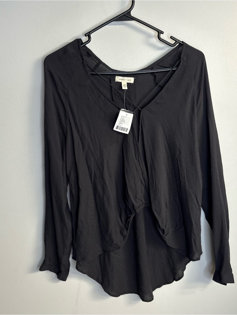 Silence + Noise Black Long-Sleeve V-Neck Draped Top